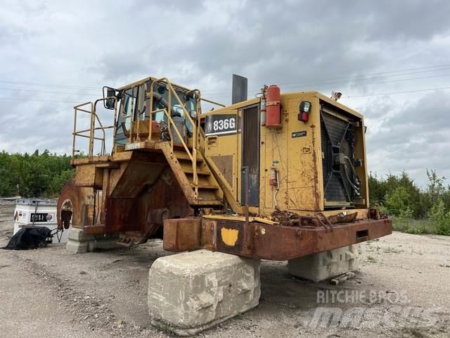 CAT 836G Talajtömörítő gépek