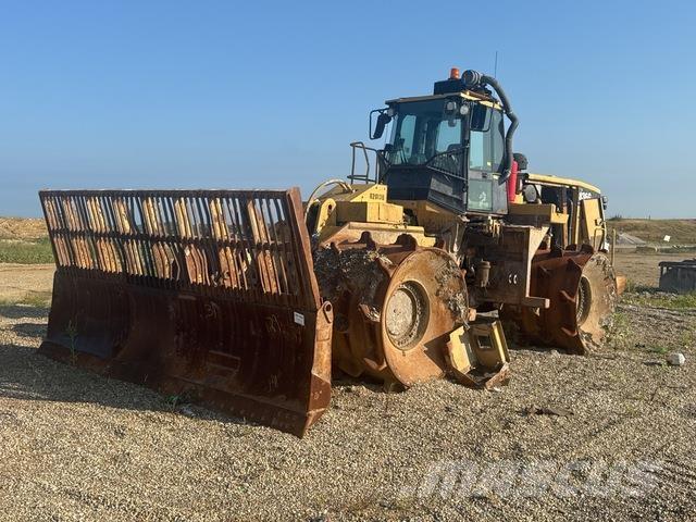 CAT 836G Talajtömörítő gépek