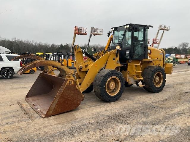 CAT 920 Gumikerekes homlokrakodók