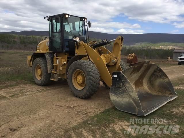 CAT 920 Gumikerekes homlokrakodók