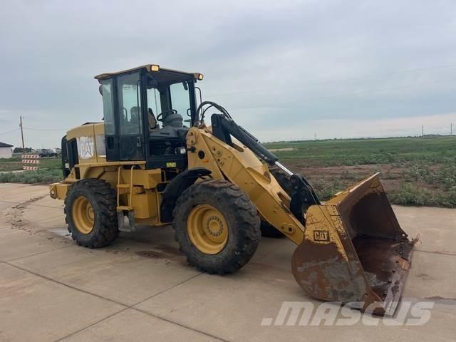 CAT 924G Gumikerekes homlokrakodók