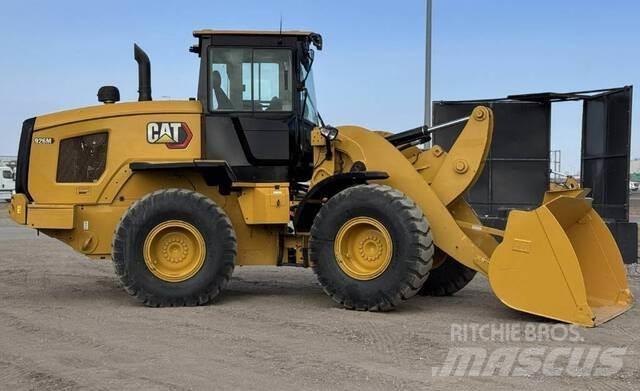 CAT 926M Gumikerekes homlokrakodók
