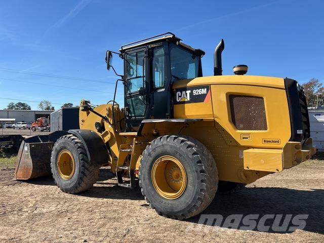 CAT 926M Gumikerekes homlokrakodók