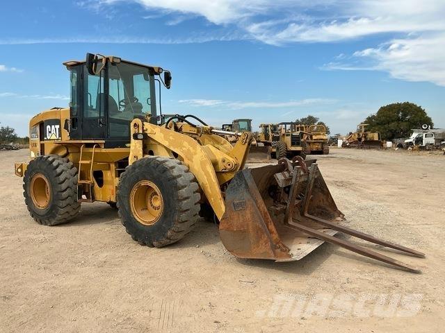 CAT 928G Gumikerekes homlokrakodók
