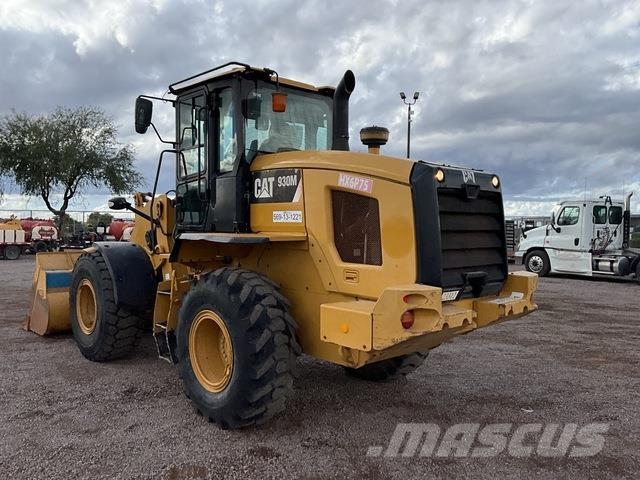 CAT 930M Gumikerekes homlokrakodók