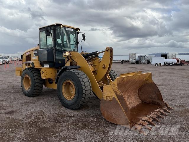 CAT 930M Gumikerekes homlokrakodók