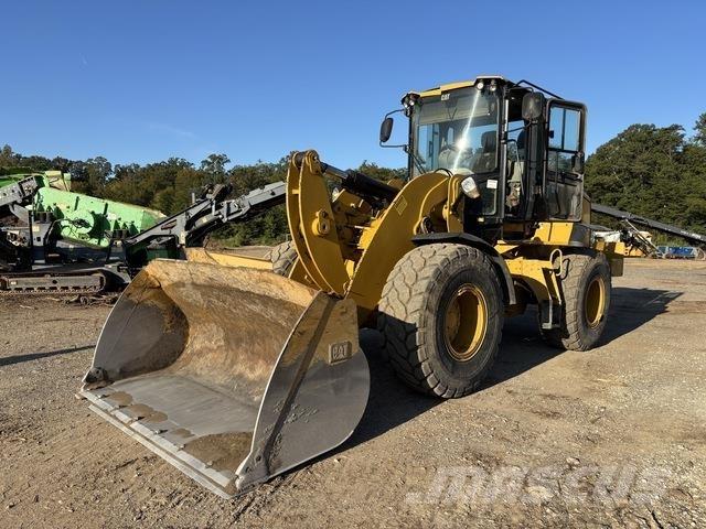 CAT 938 K Gumikerekes homlokrakodók