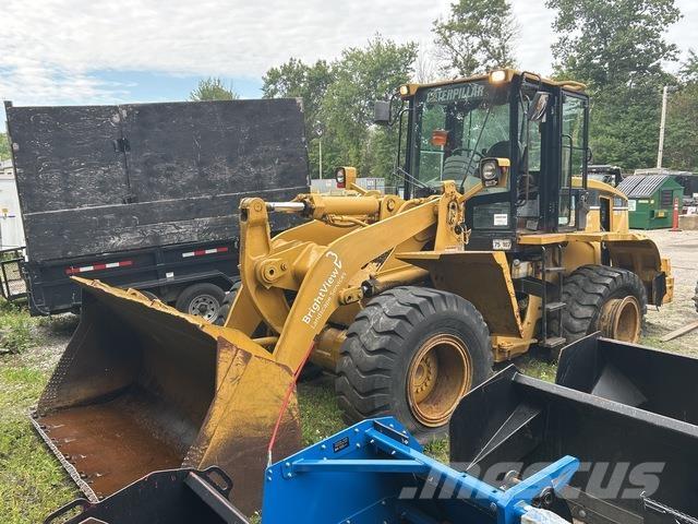CAT 938G Gumikerekes homlokrakodók