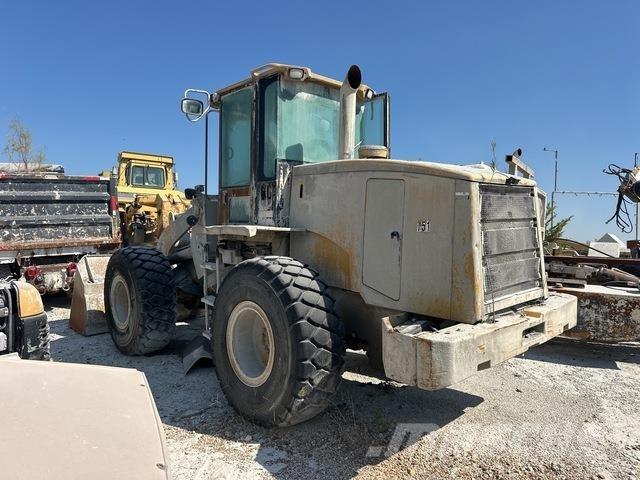 CAT 938G Gumikerekes homlokrakodók