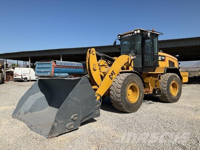 CAT 938K Gumikerekes homlokrakodók