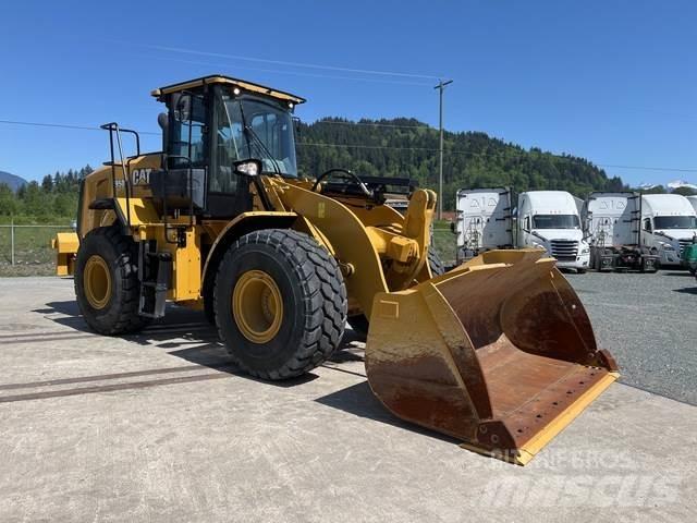 CAT 950 Gumikerekes homlokrakodók