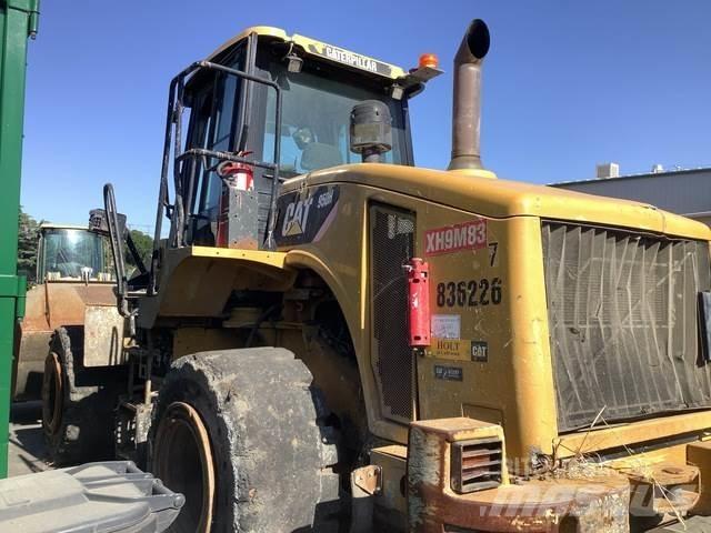 CAT 950H Gumikerekes homlokrakodók