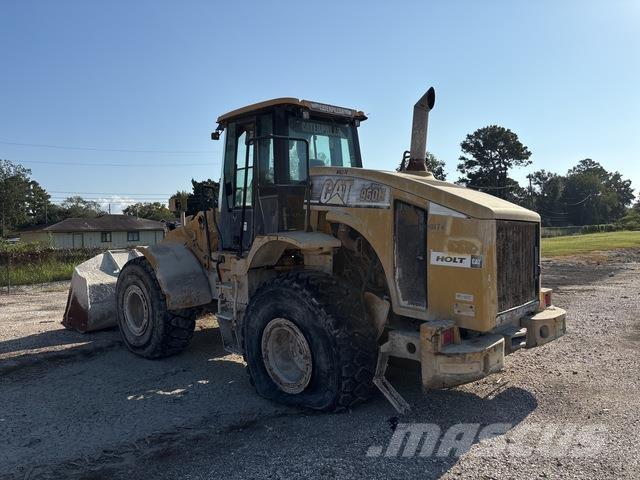 CAT 950H Gumikerekes homlokrakodók