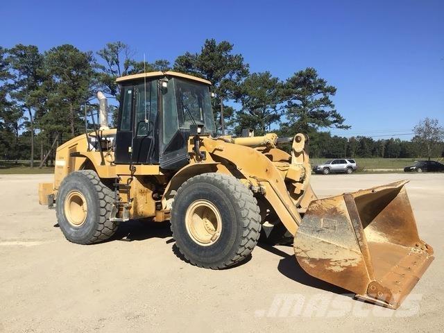 CAT 950H Gumikerekes homlokrakodók