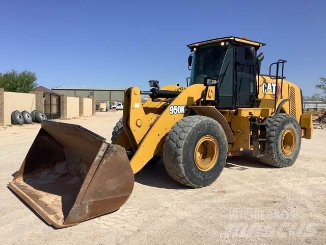 CAT 950K Gumikerekes homlokrakodók