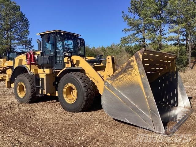 CAT 950M Gumikerekes homlokrakodók