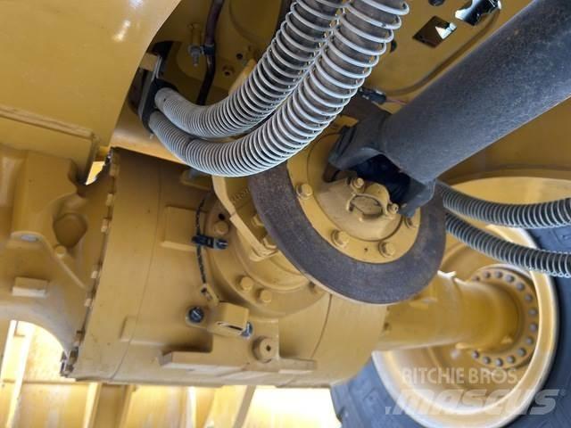 CAT 950MZ Gumikerekes homlokrakodók