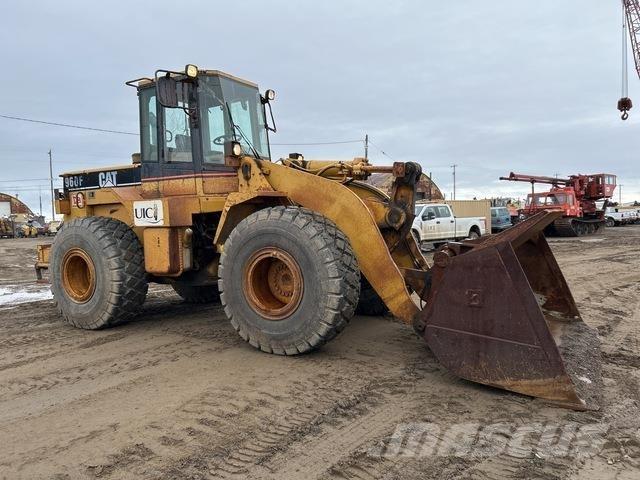 CAT 960F Gumikerekes homlokrakodók