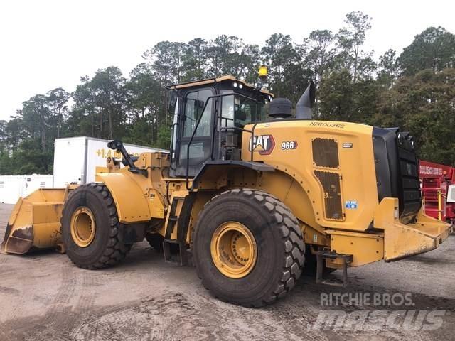 CAT 966 Gumikerekes homlokrakodók