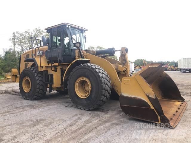 CAT 966 Gumikerekes homlokrakodók