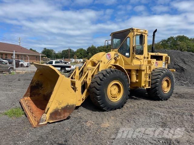 CAT 966C Gumikerekes homlokrakodók