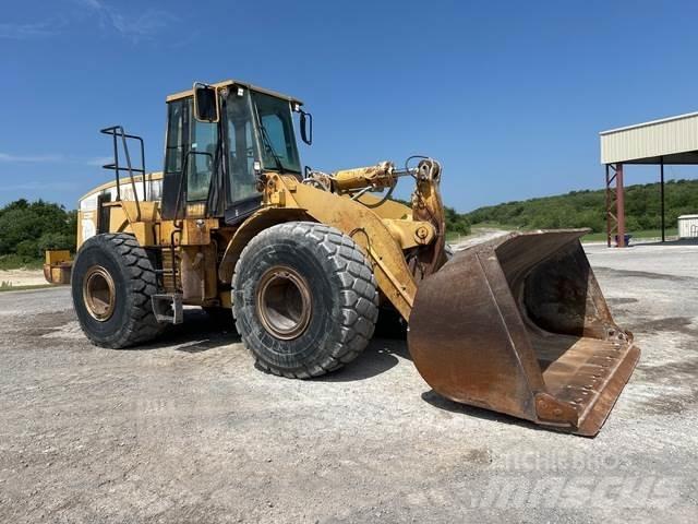 CAT 966G Gumikerekes homlokrakodók
