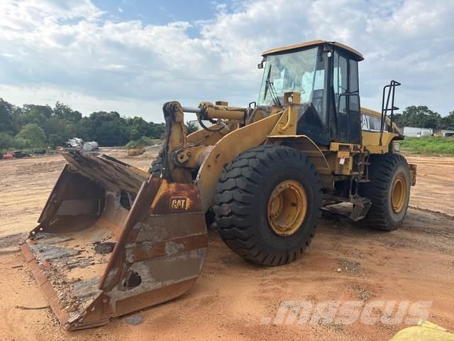 CAT 966H Gumikerekes homlokrakodók