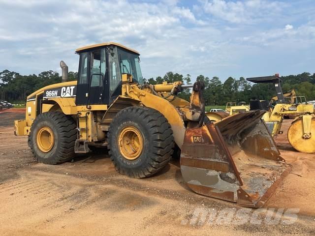 CAT 966H Gumikerekes homlokrakodók