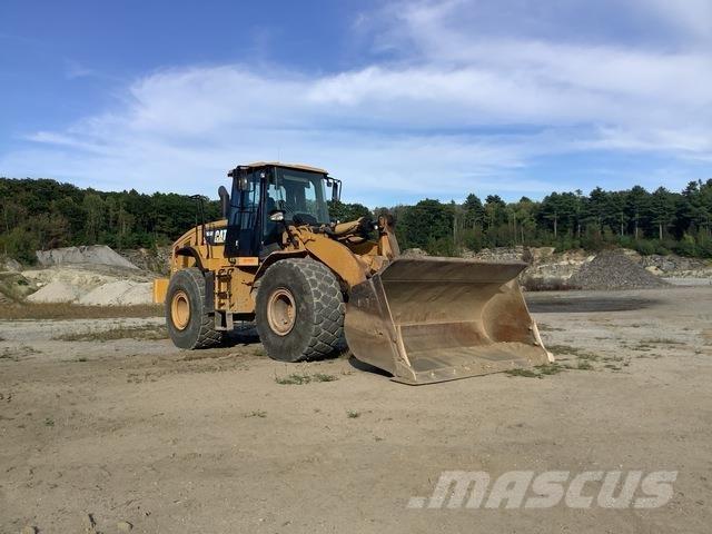 CAT 966H Gumikerekes homlokrakodók