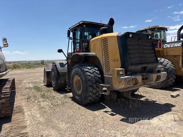 CAT 966K Gumikerekes homlokrakodók