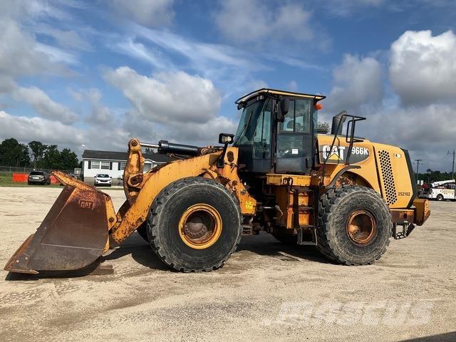 CAT 966K Gumikerekes homlokrakodók