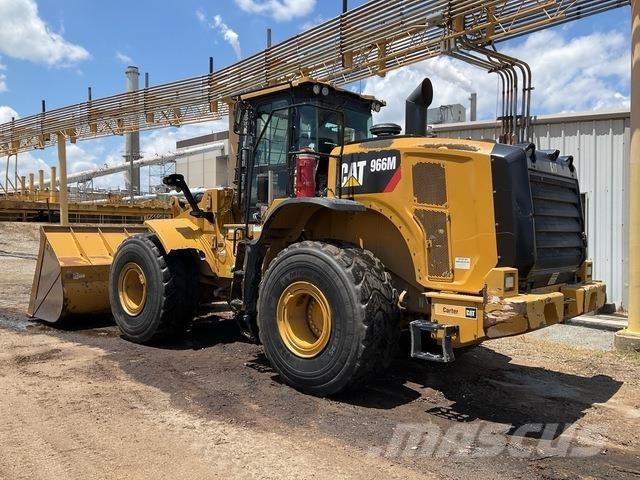 CAT 966M Gumikerekes homlokrakodók