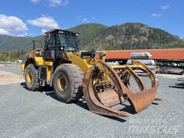 CAT 966M Gumikerekes homlokrakodók