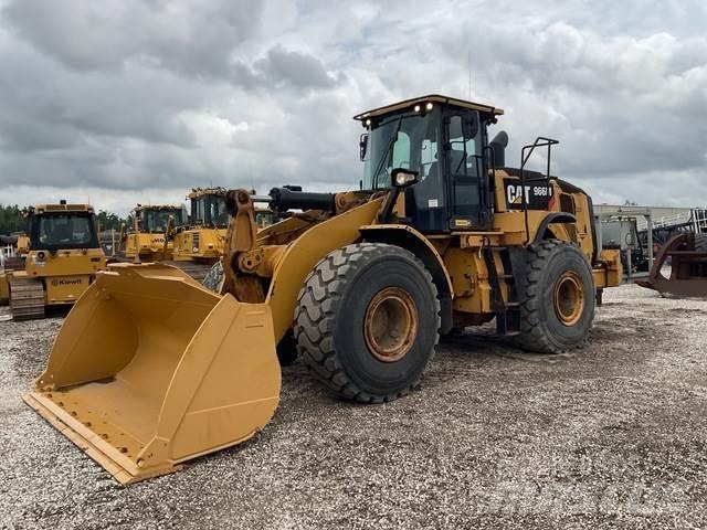CAT 966M Gumikerekes homlokrakodók