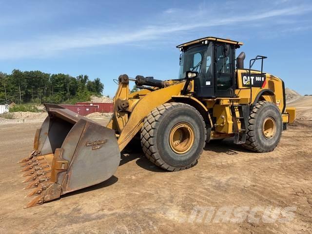 CAT 966M Gumikerekes homlokrakodók