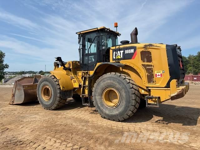 CAT 966M Gumikerekes homlokrakodók