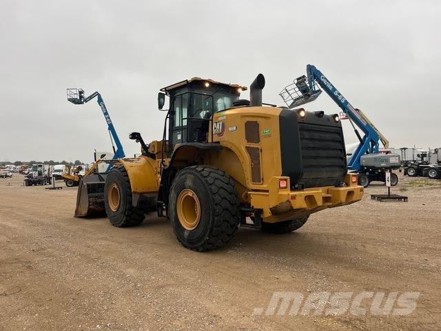 CAT 966M Gumikerekes homlokrakodók
