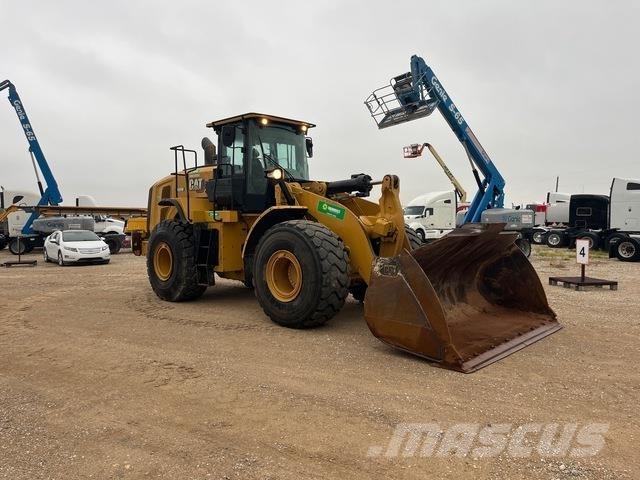 CAT 966M Gumikerekes homlokrakodók