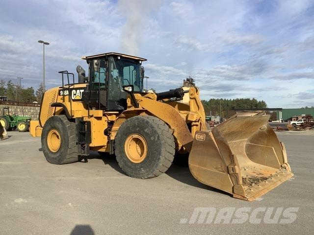 CAT 966M Gumikerekes homlokrakodók