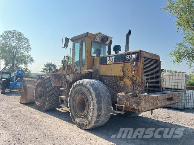 CAT 970F Gumikerekes homlokrakodók