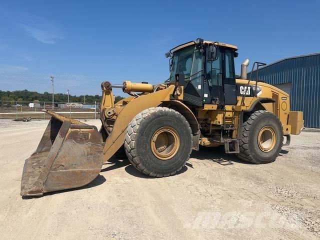 CAT 972H Gumikerekes homlokrakodók