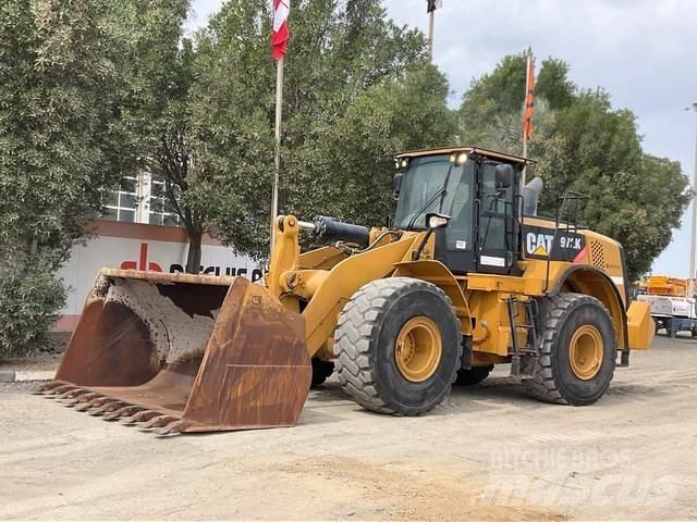 CAT 972K Gumikerekes homlokrakodók