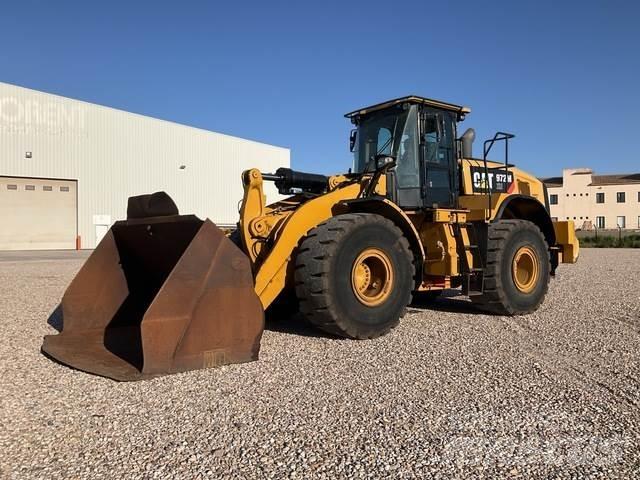 CAT 972M XE Gumikerekes homlokrakodók