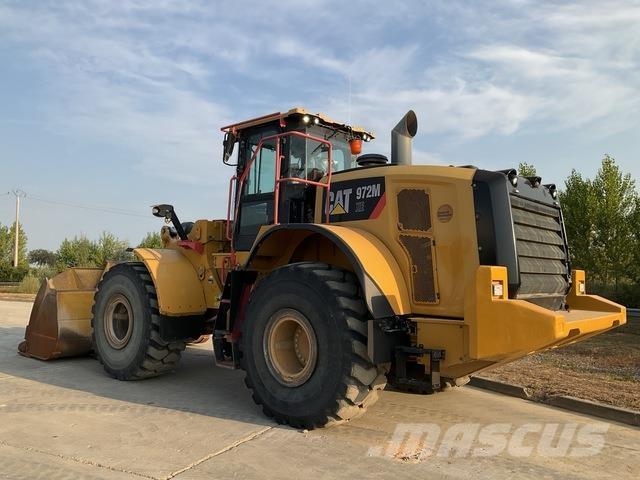 CAT 972M XE Gumikerekes homlokrakodók