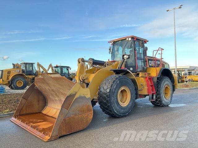 CAT 972M XE Gumikerekes homlokrakodók