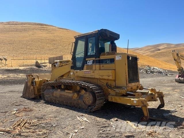 CAT 973C Lánctalpas homlokrakodók