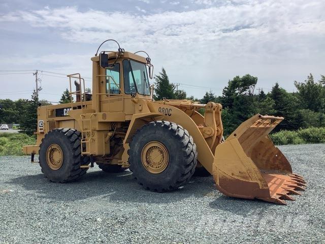 CAT 980 Gumikerekes homlokrakodók