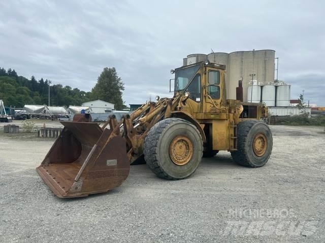 CAT 980B Gumikerekes homlokrakodók