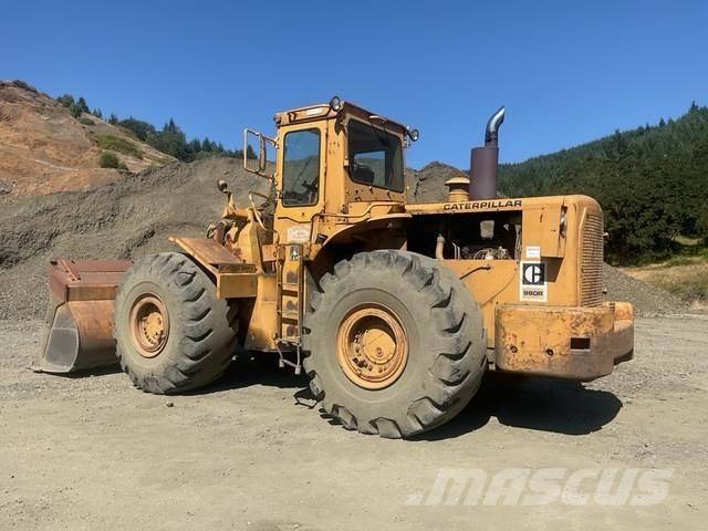 CAT 980B Gumikerekes homlokrakodók