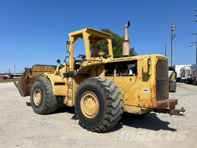 CAT 980B Gumikerekes homlokrakodók
